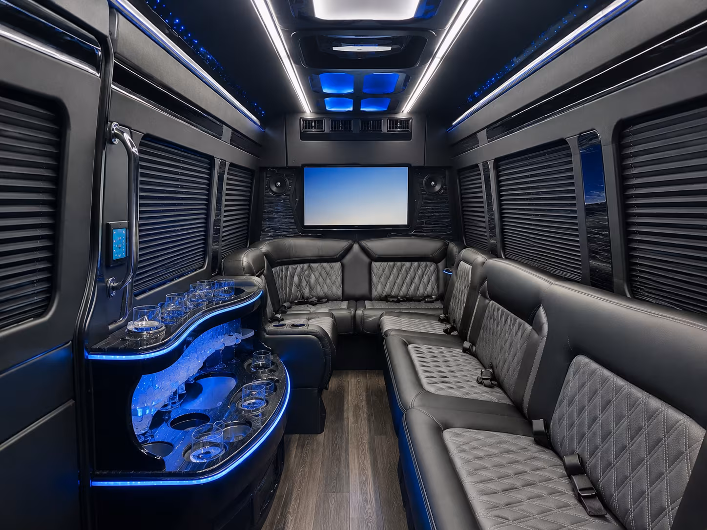 bonnaroo and firstbank amphitheater group transportation from hendersonville
