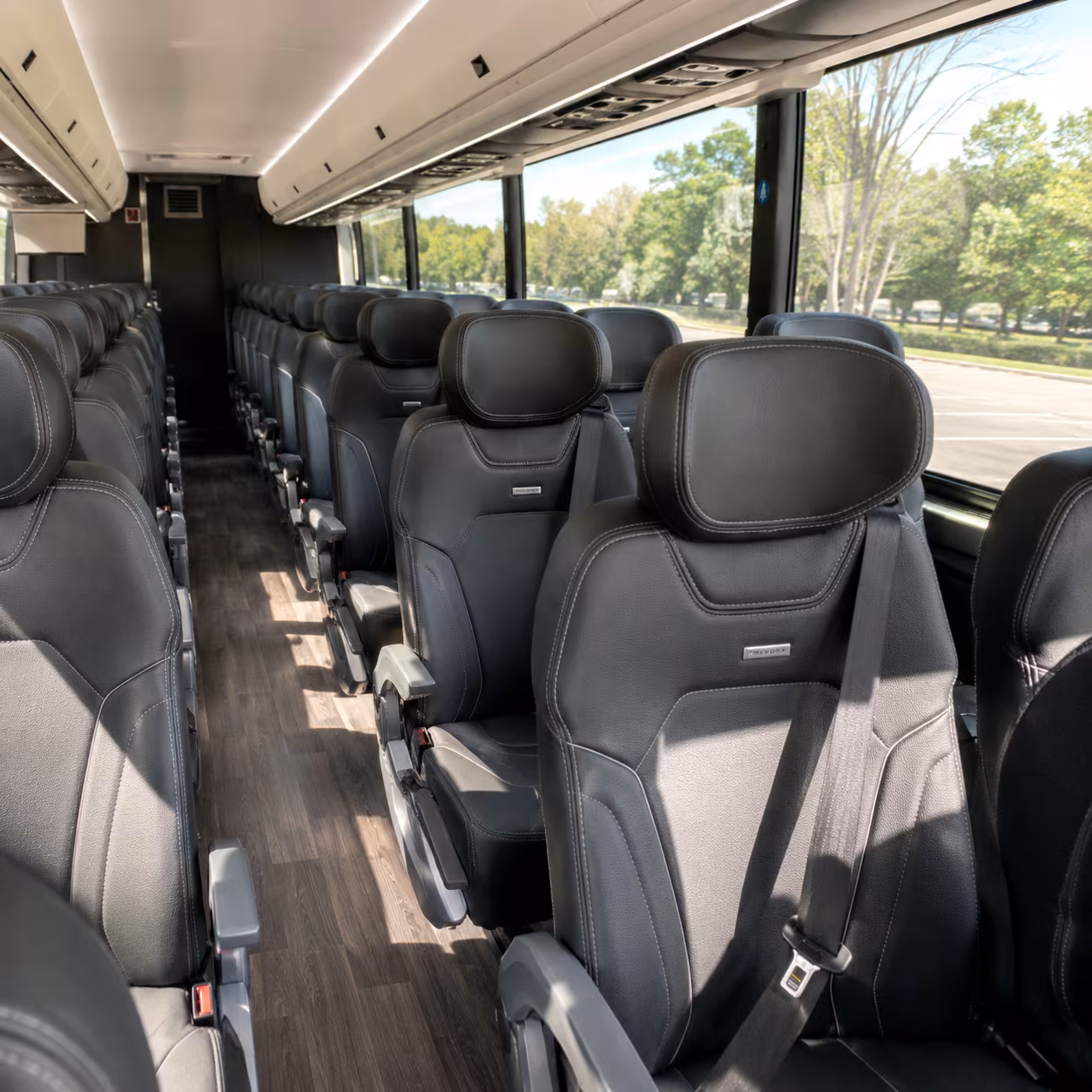 chattanooga corporate charter bus rentals in chattanooga