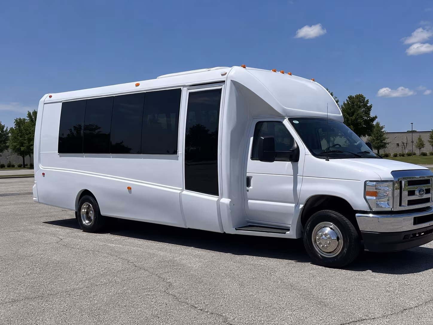 clarksville rent a bus for your private event in clarksville