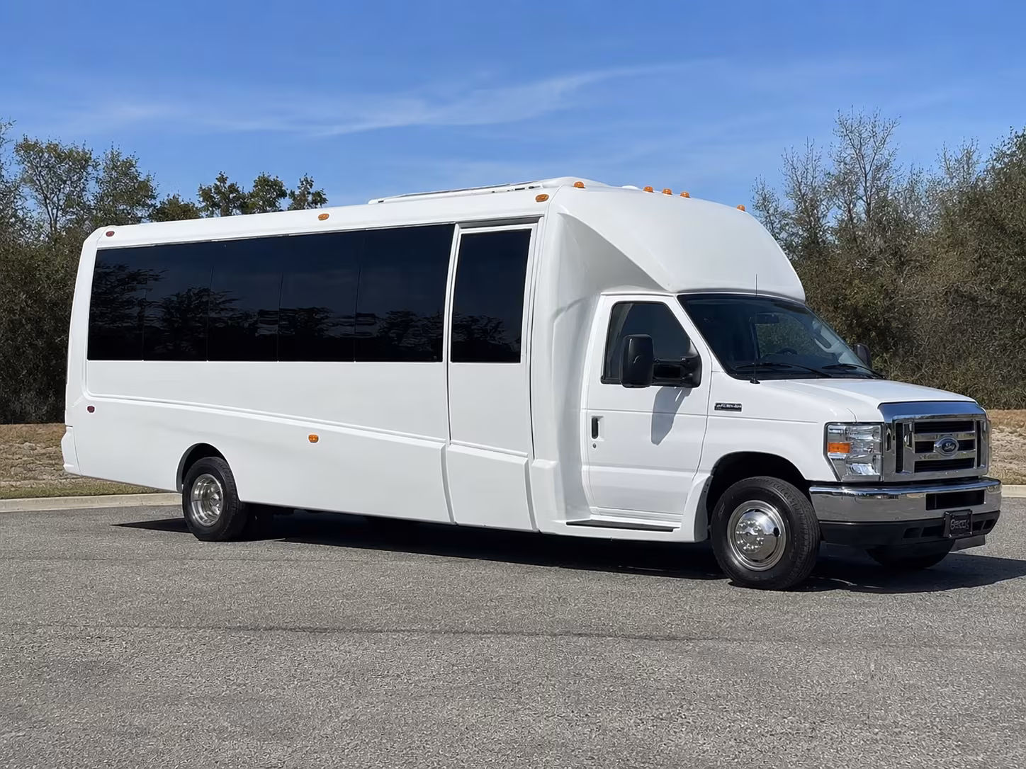 find your hendersonville quinceanera sweet 16 party bus