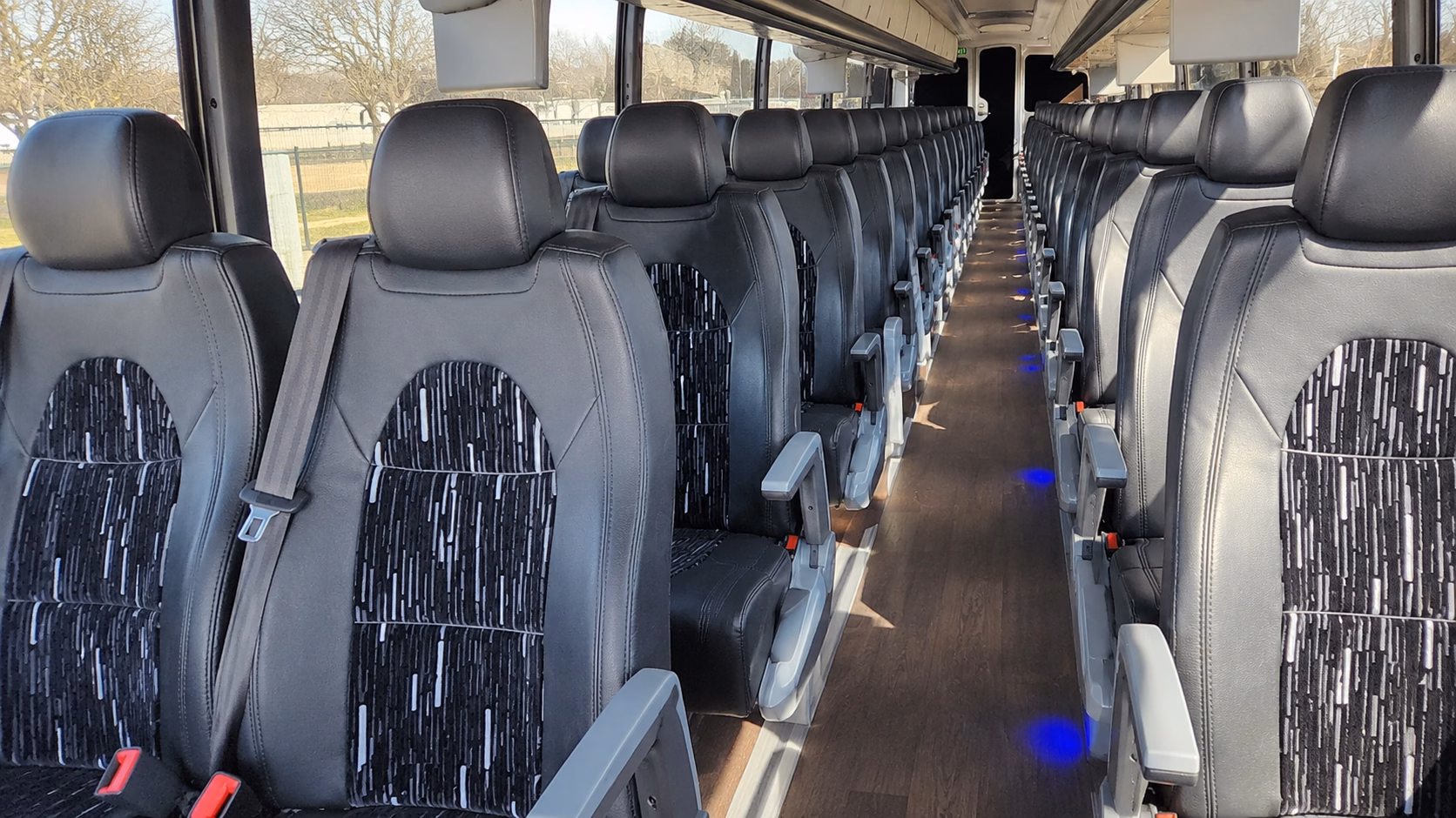 gallatin private long distance charter bus rentals in gallatin