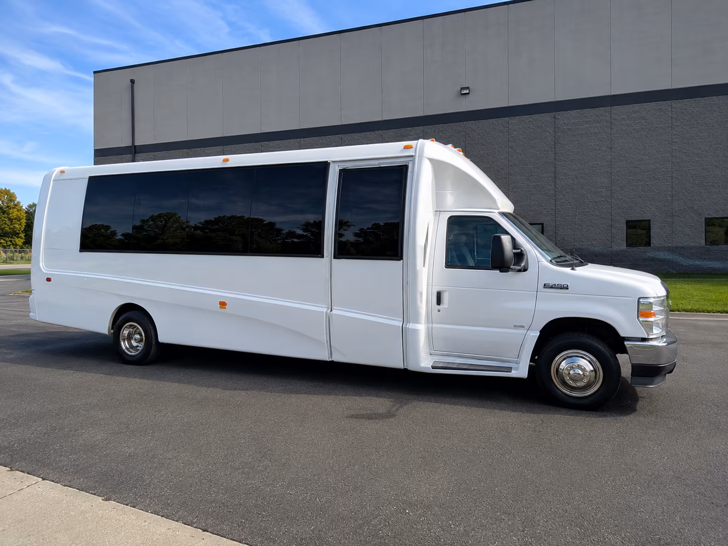 hendersonville corporate event transportation onboard