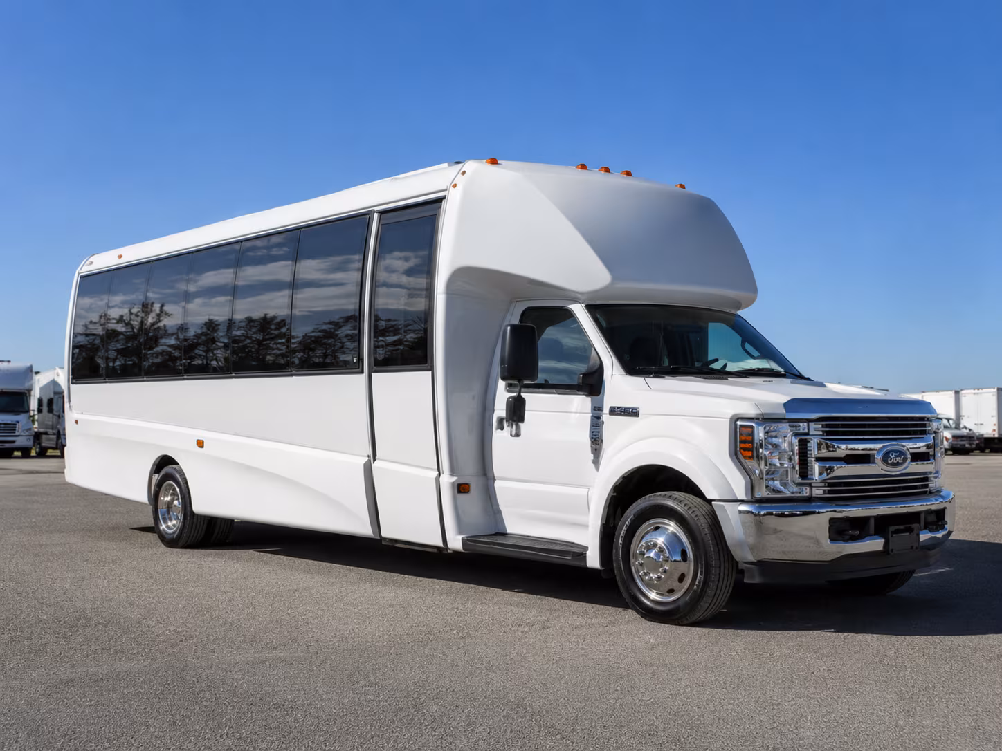 nashville comfortable charter bus rentals for nashville weddings