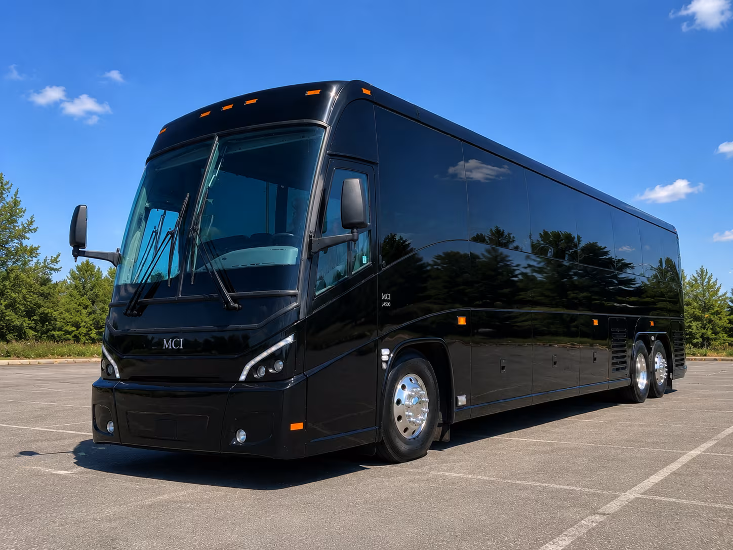 reliable transportation between hendersonville and fort campbell for unit movements and family events