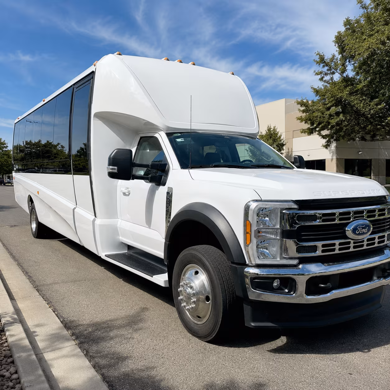 spring hill book shuttle buses for employees in spring hill