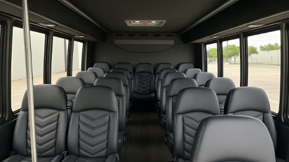 hendersonville 28 passenger minibus rental