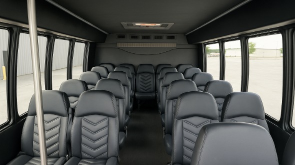 murfreesboro 28 passenger minibus